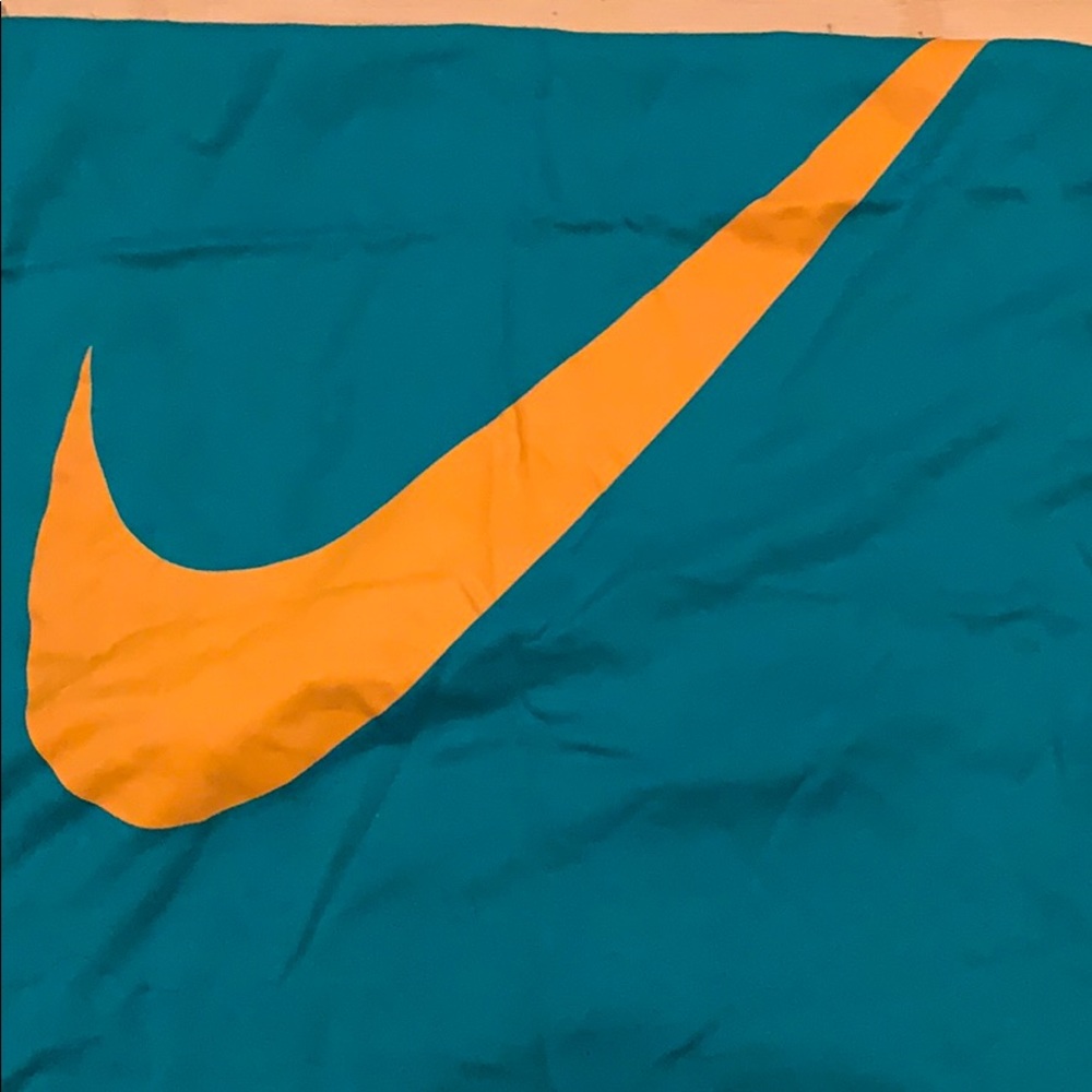 Nike tank